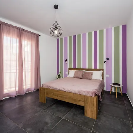 A Lu Puzziddu Pensionat *